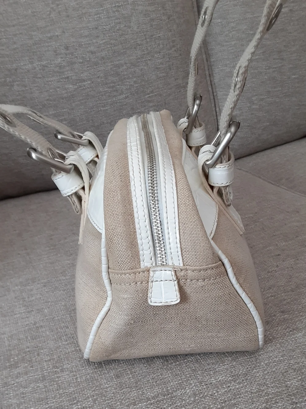 Unit Colors Of Benetton Canvas and Leather Shoulders Bag
